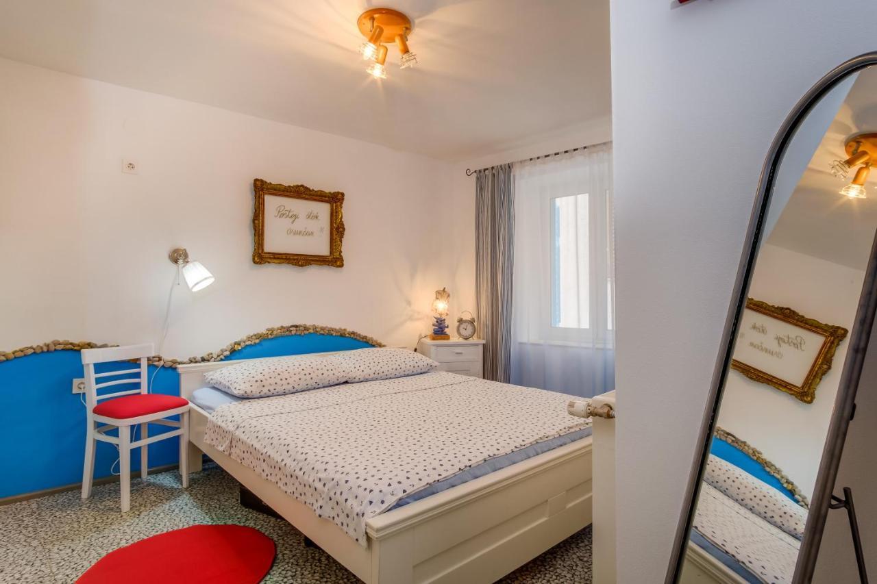 Apartments Kastel Veli Lošinj Eksteriør billede