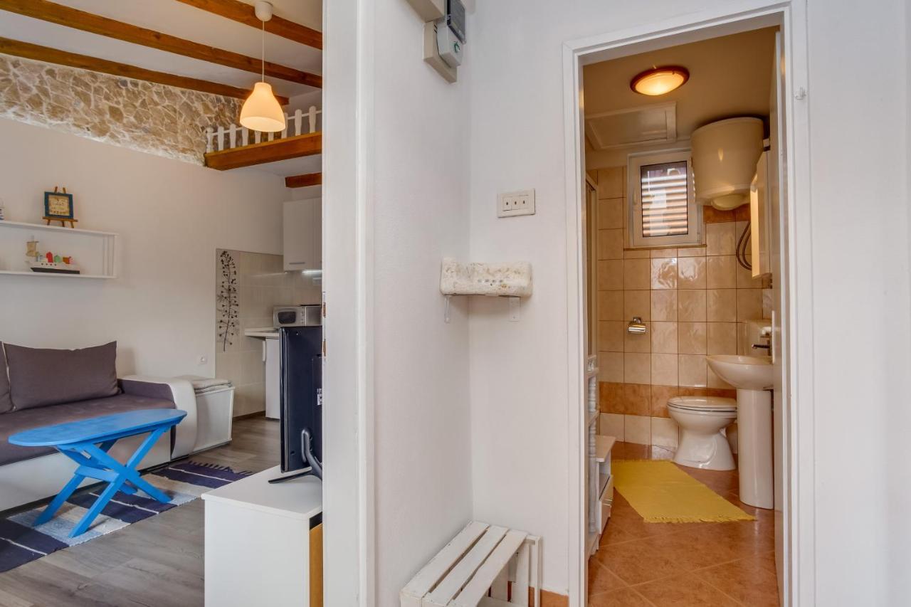 Apartments Kastel Veli Lošinj Eksteriør billede